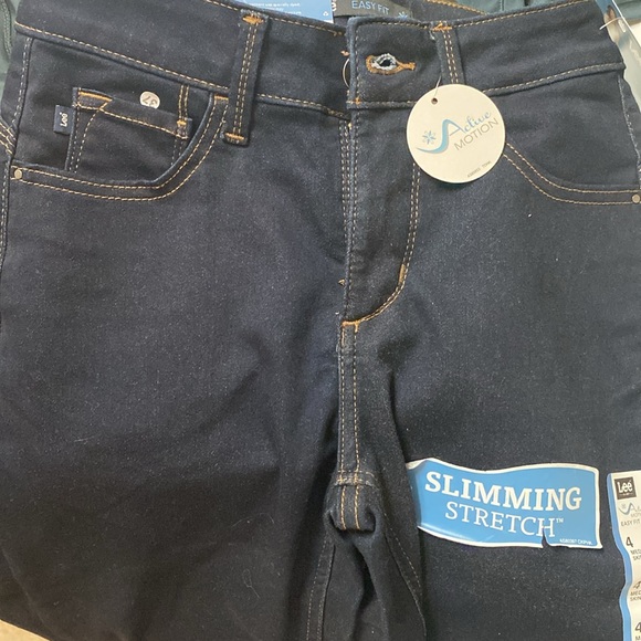 Lee Women’s Size 4 Medium Skinny Jeans say Fit Skinny Leg Jeans NEW - Picture 3 of 7